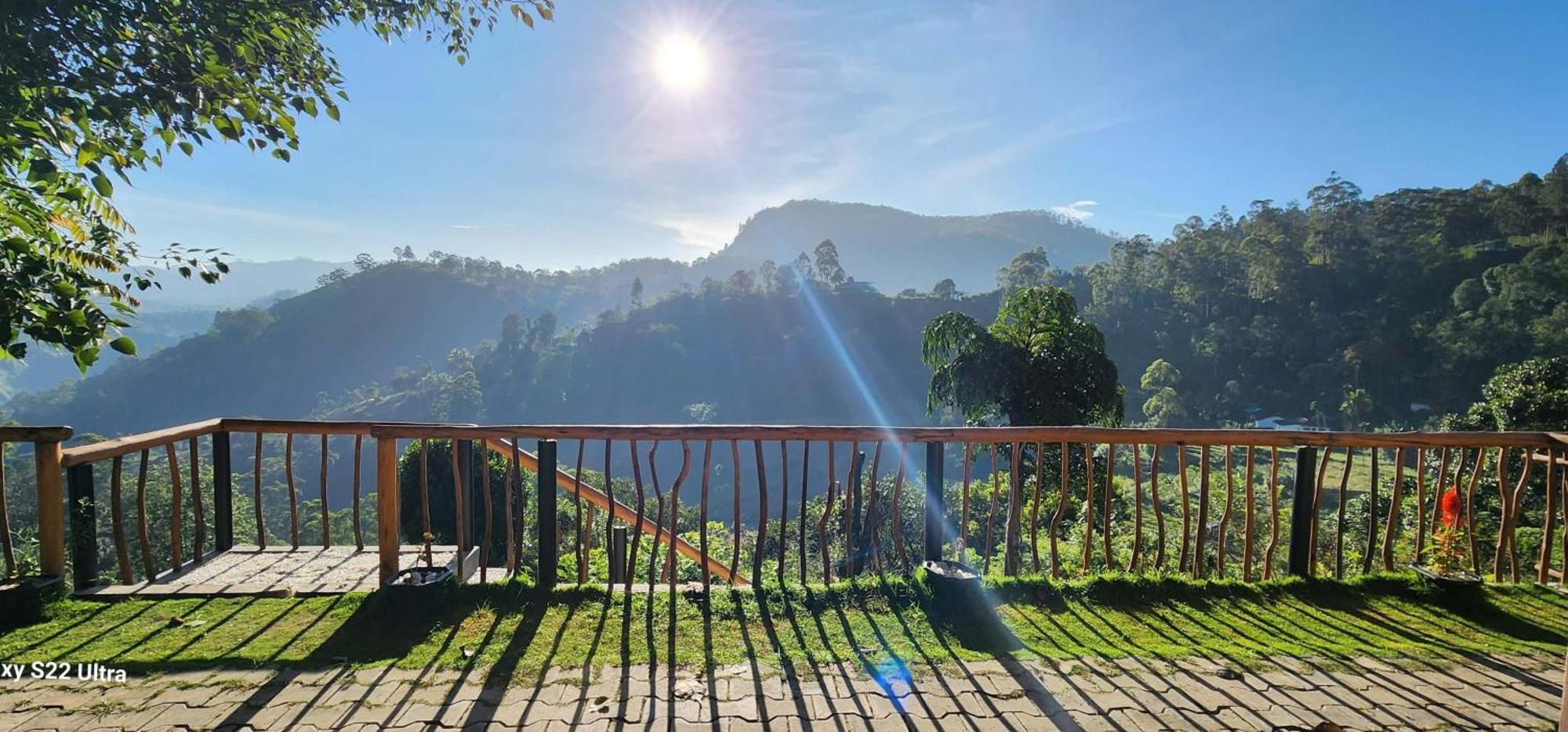 Rainbow Sky Cottage 엘라 외부 사진